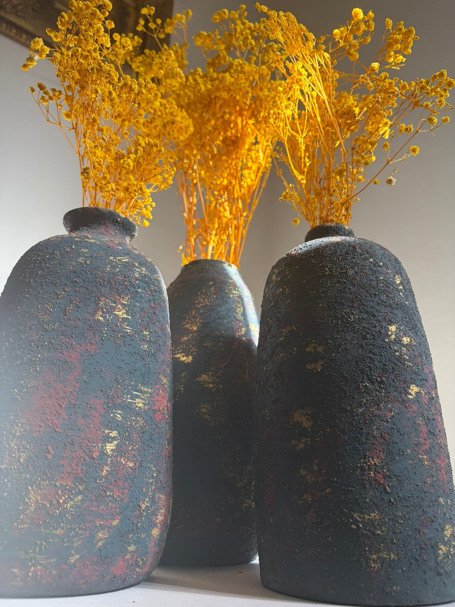 Pottery Textured Vase Set of 3 – Charcoal Black, Red & Antique Gold