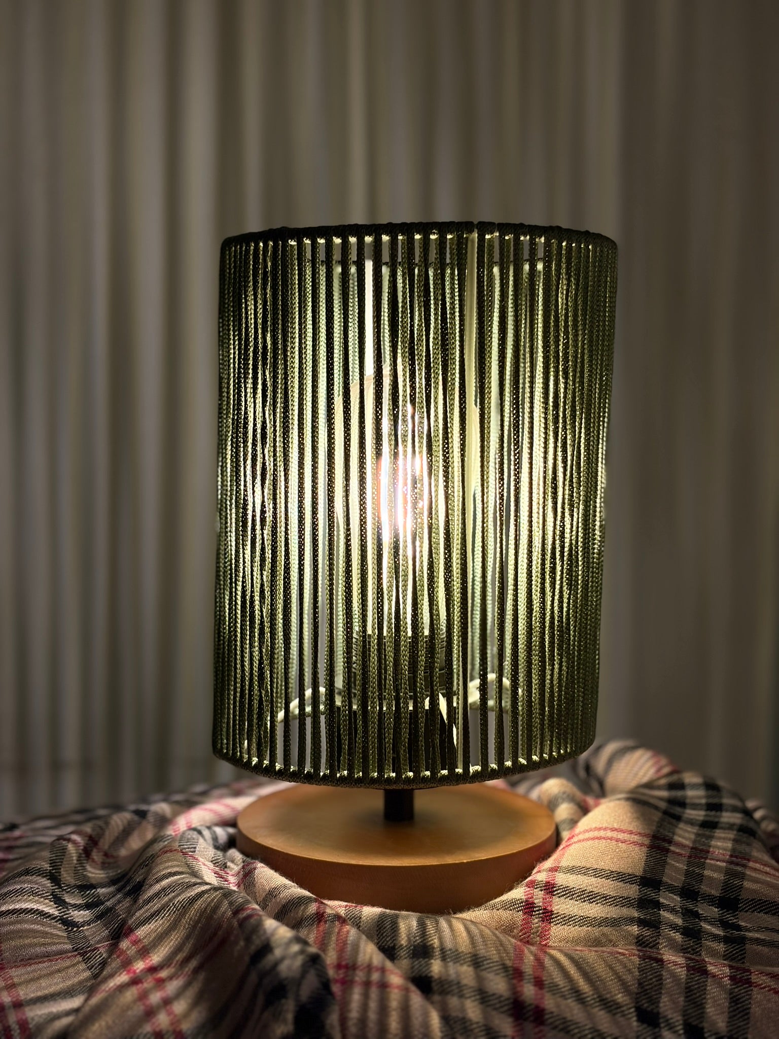 Green Jute Woven Rope Table Lamp: Wood Base